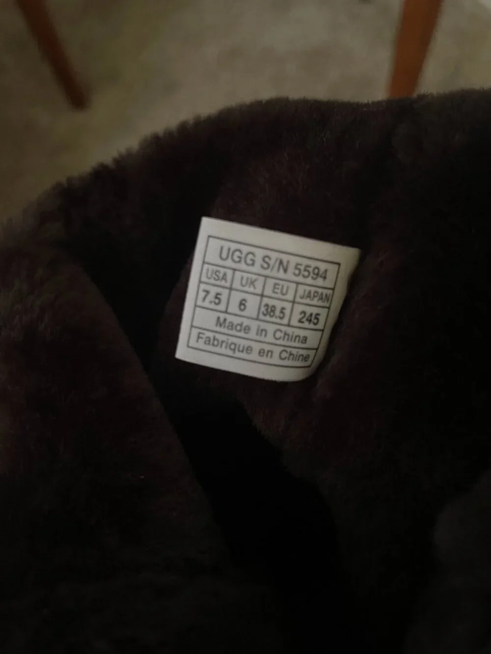 UGG Women's Brookfield Brown Sherpa Lined Tall Boots S/N 5594 Size 7.5 US